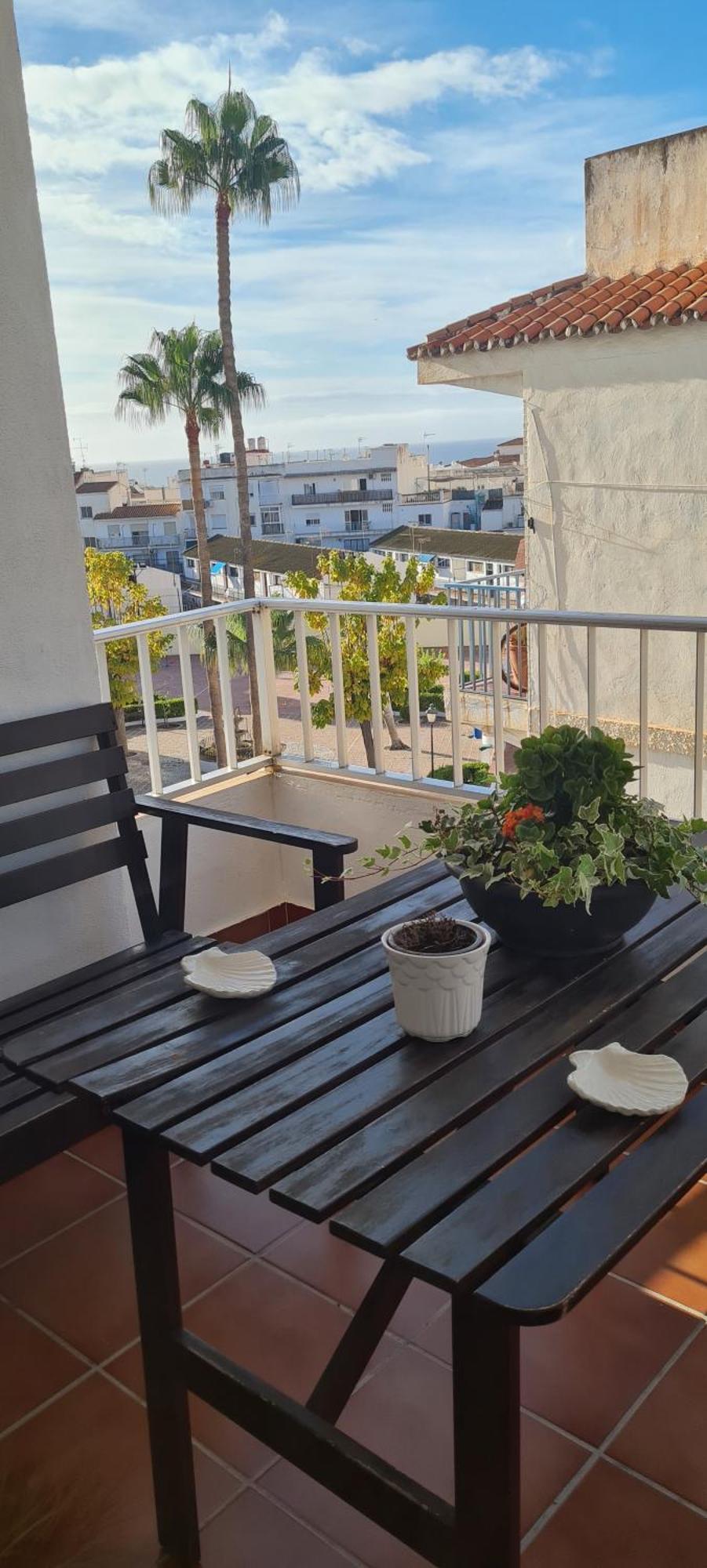 Apartamento Azul เนร์คา ภายนอก รูปภาพ